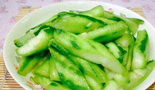 最佳吃瓜方法,轻松享受夏日清凉时光