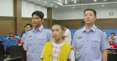 吃瓜杀人犯,揭秘“吃瓜杀人犯”的惊悚真相